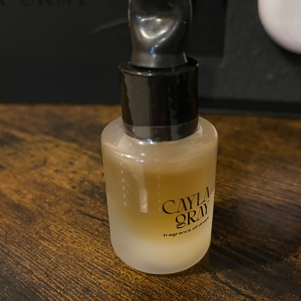 BRAND NEW FabFitFun X Cayla Gray Scentstone Set in Cozy (Warm, Soft Scent) - Picture 4 of 4